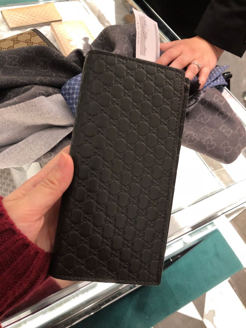 gucci wallet outlet