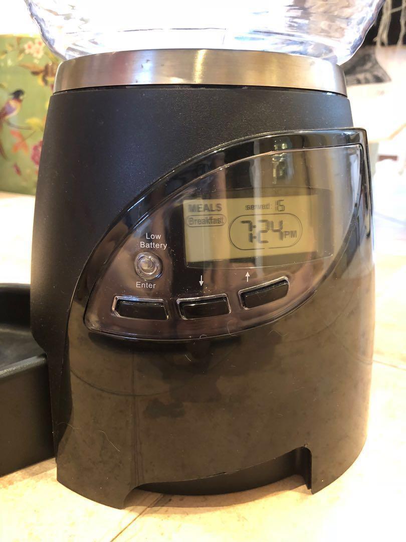 LIKE NEW!! ASPEN PET LEBISTRO PROGRAMMABLE FOOD DISPENSER, Pet Supplies ...