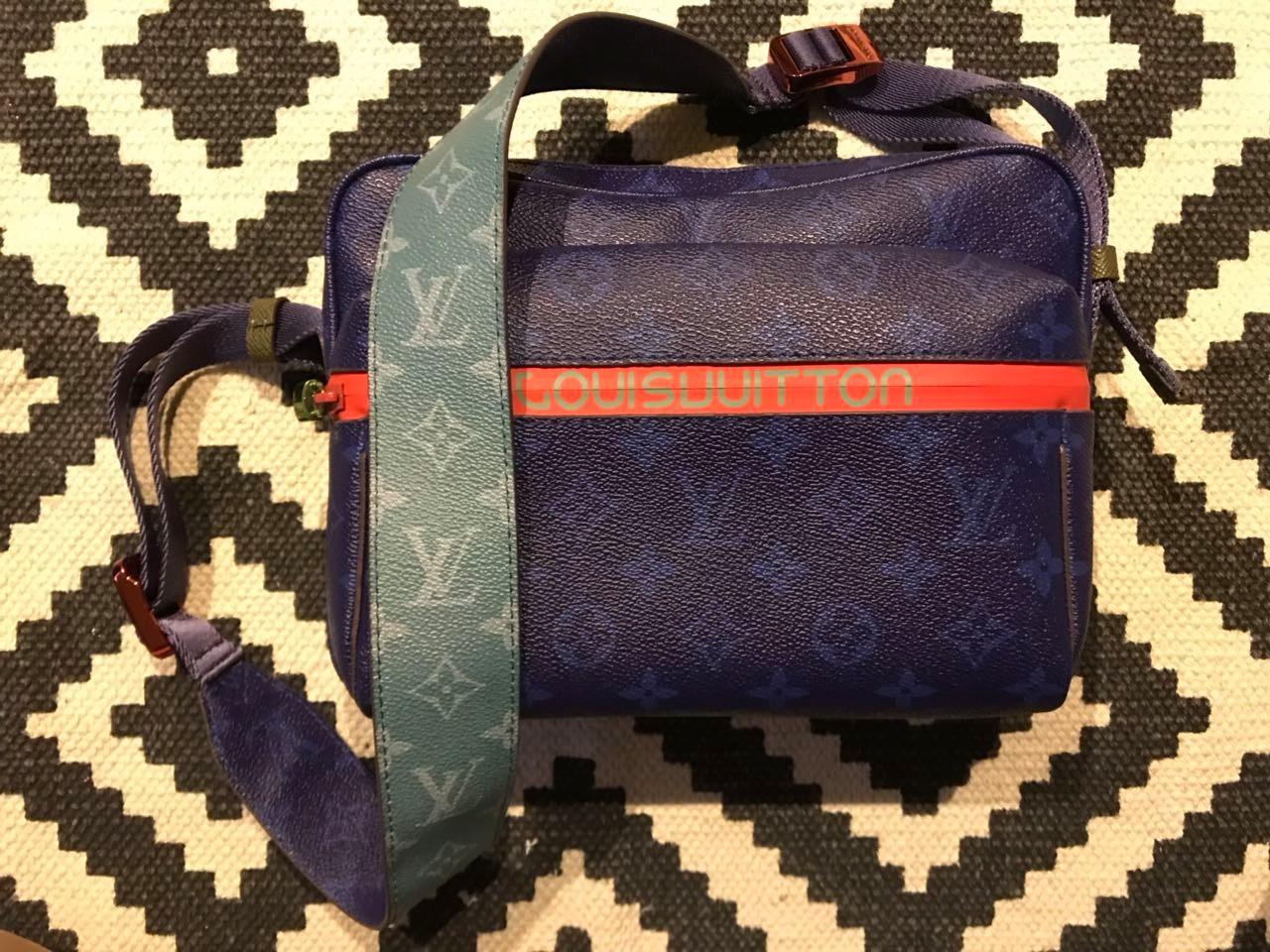 Louis Vuitton Monogram Pacific Blue. Messenger Bag.
