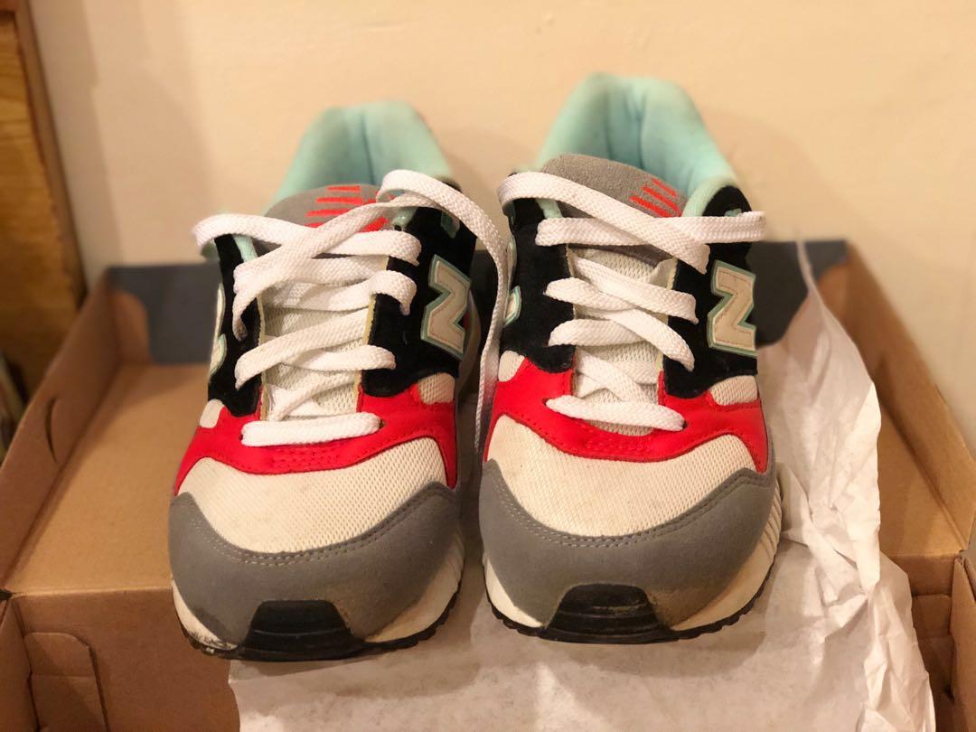 new balance 245