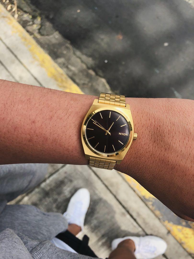 nixon time teller on wrist