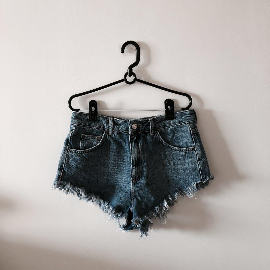 Fray hem cheap kiri shorts