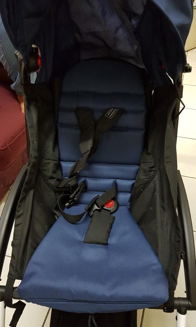 Stroller baby throne, Babies & Kids, Going Out, Strollers on Carousell