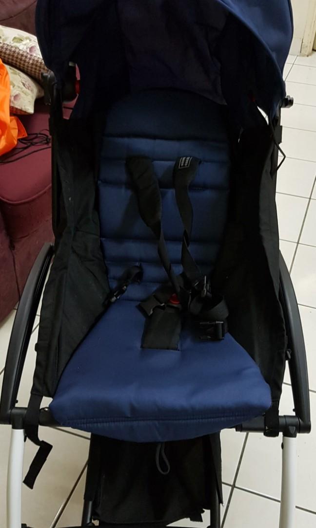 Stroller baby throne, Babies & Kids, Going Out, Strollers on Carousell