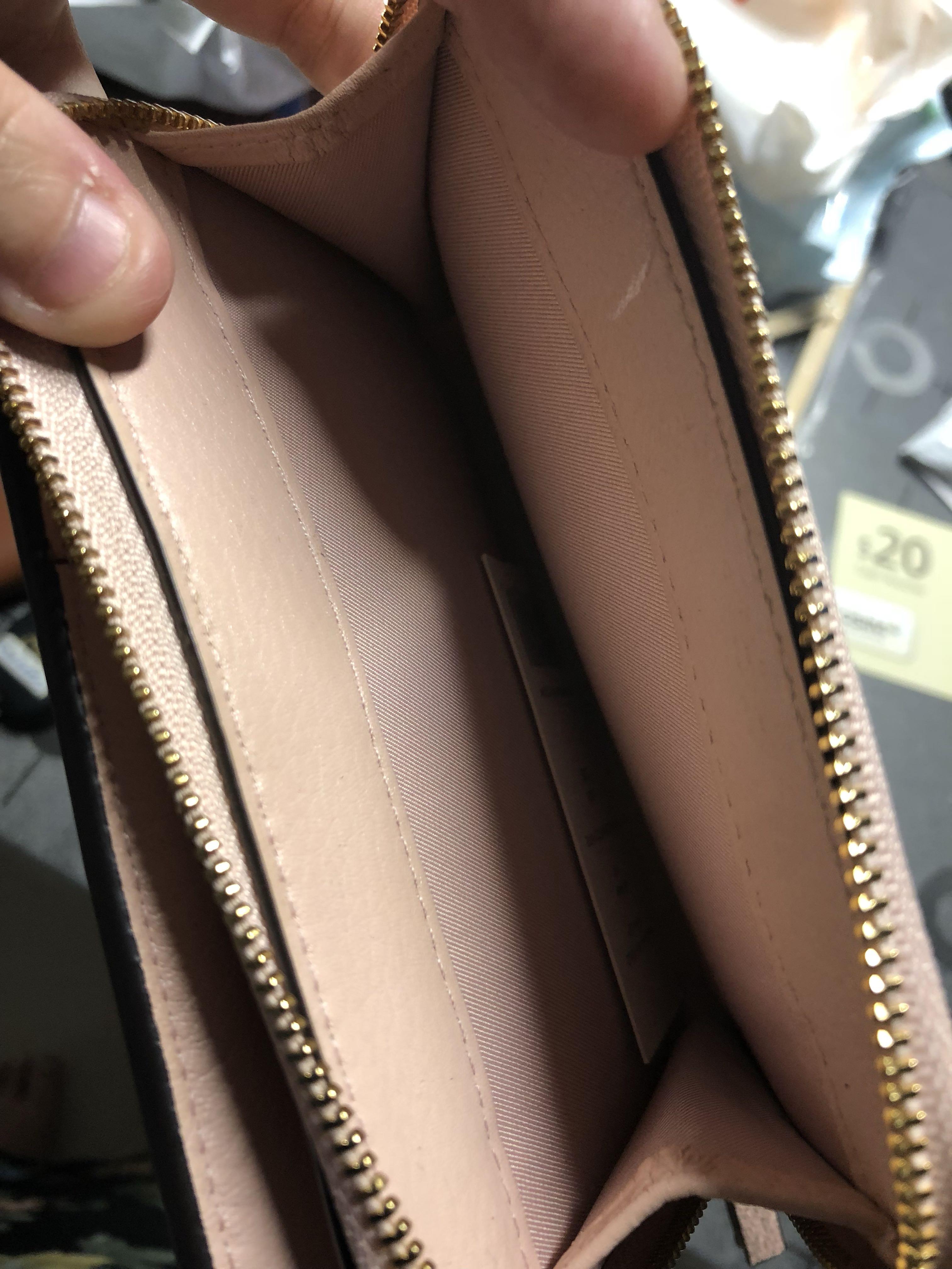 TORY BURCH McGraw BiFold Wallet Luxury Bags Wallets on Carousell
