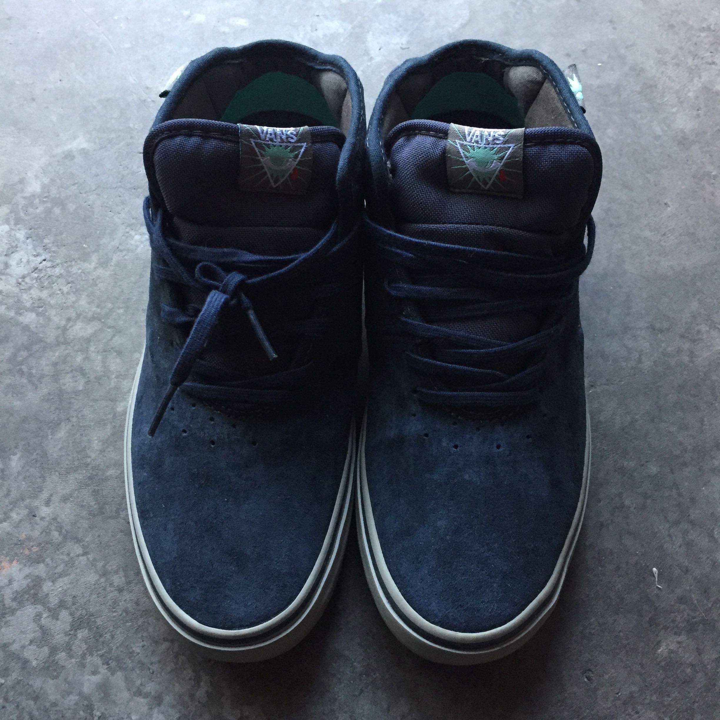 vans stage 4 mid