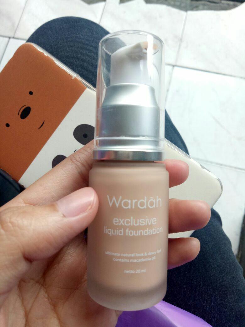 Wardah Exclusive Liquid Foundation Shade No 2 Kesehatan
