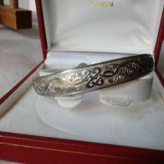 Vintage Silver Bangle (1920's to 1930's)