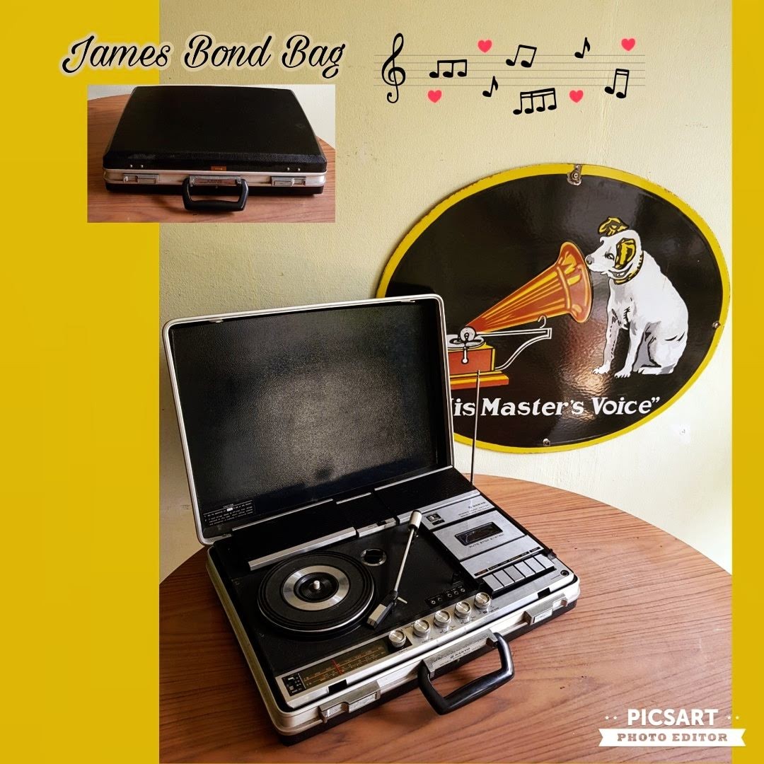 1960 70s Sanyo James Bond Bag Stereo Music Center Radio Cassette Record Sms Hobbies Toys Memorabilia Collectibles Vintage Collectibles On Carousell