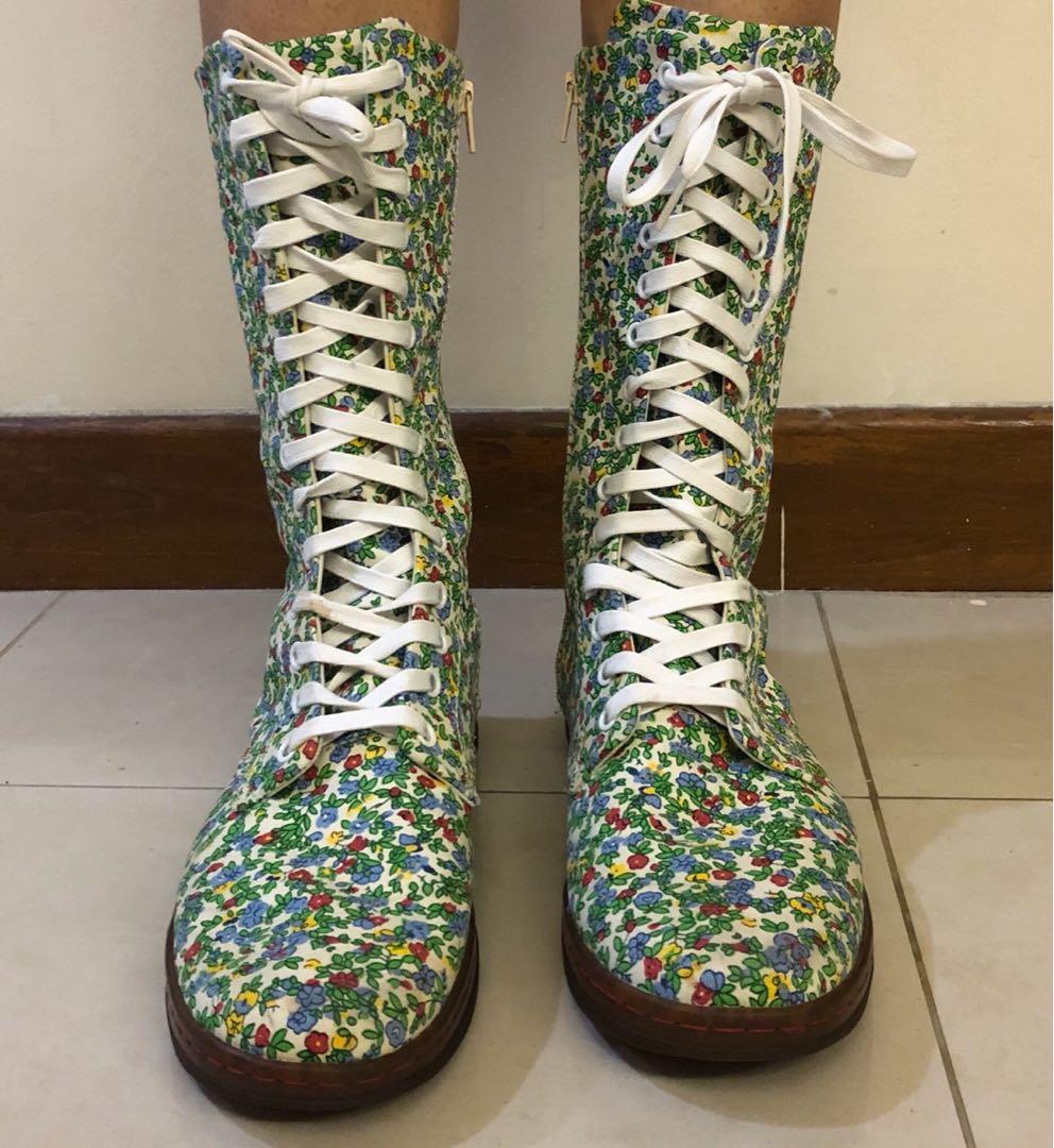 Authentic Dr Martens floral canvas boot 