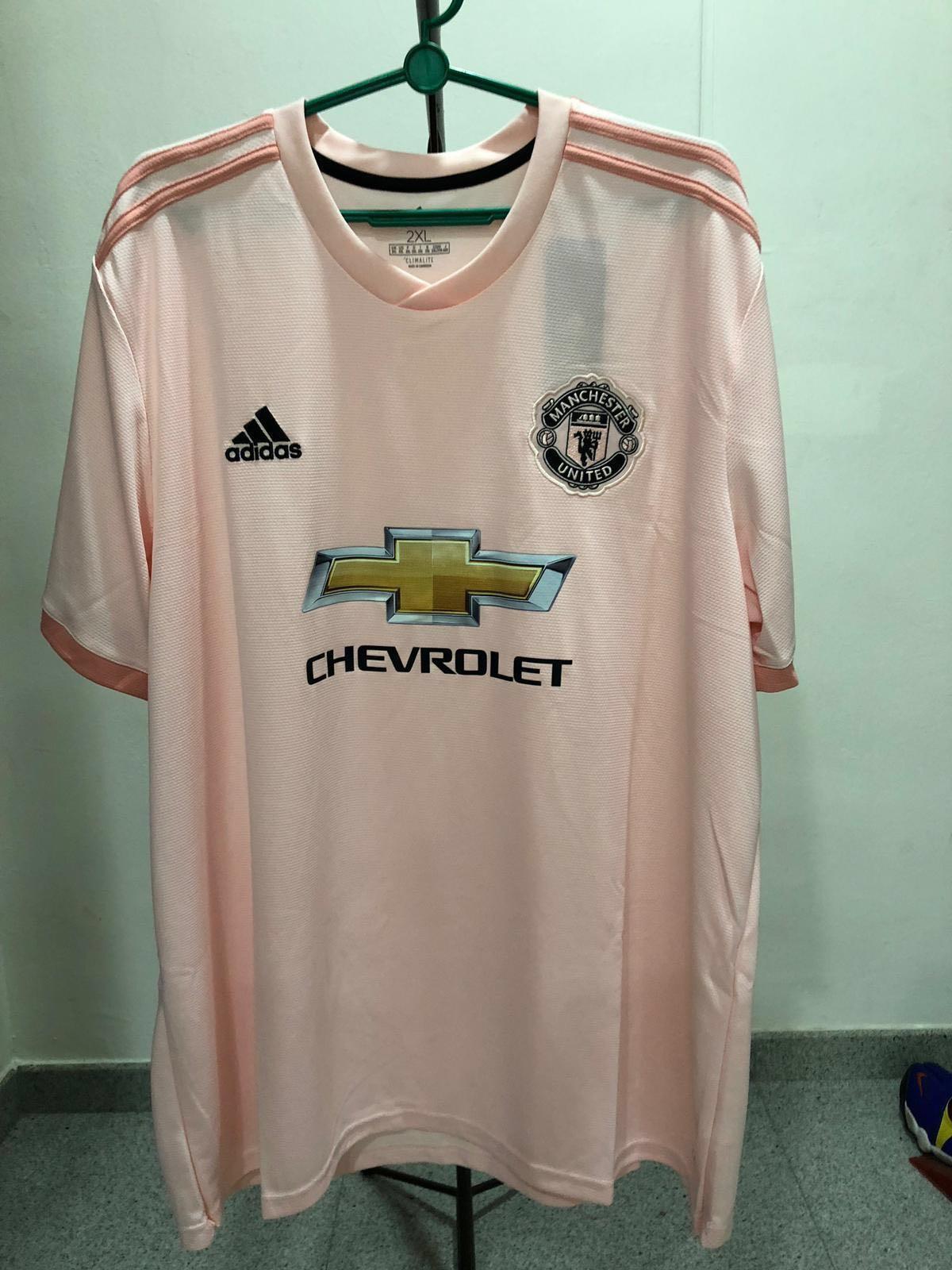 Manchester united authentic pink discount