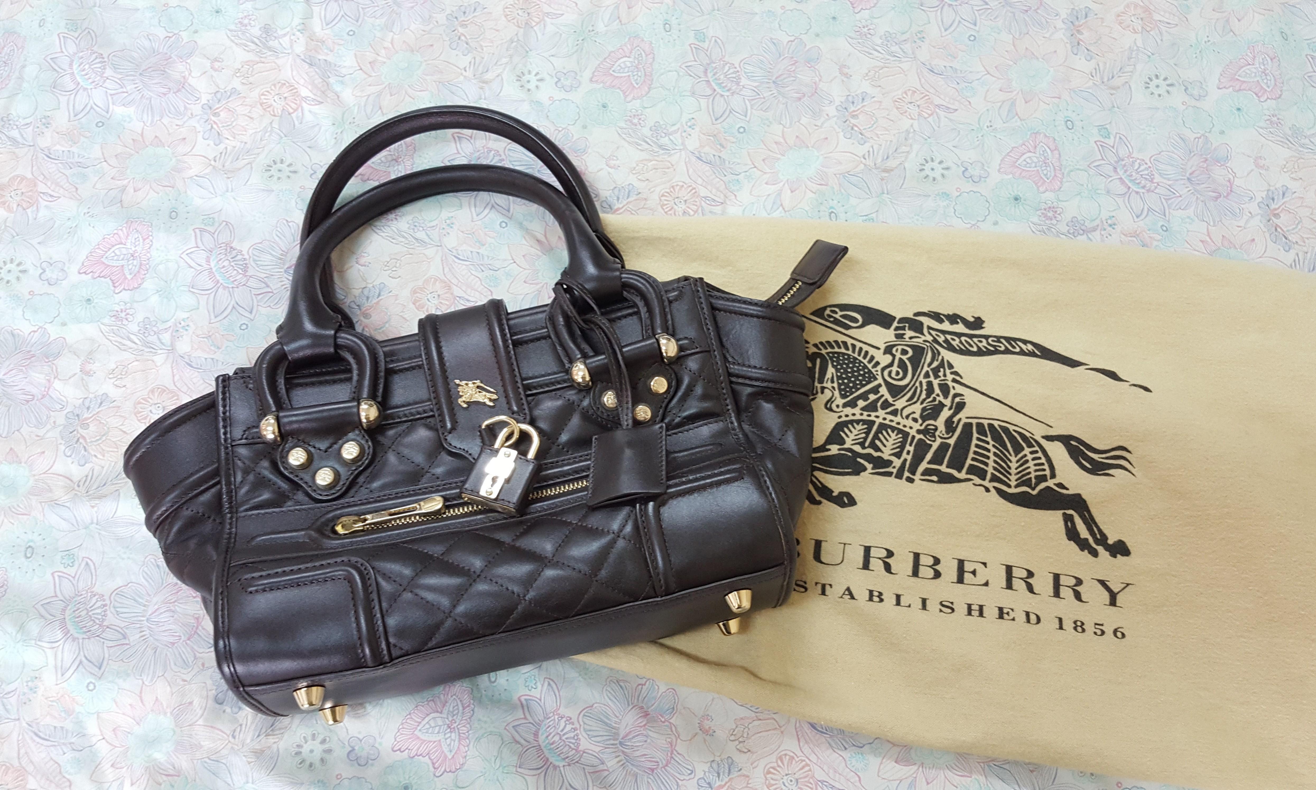 Burberry deals manor bag