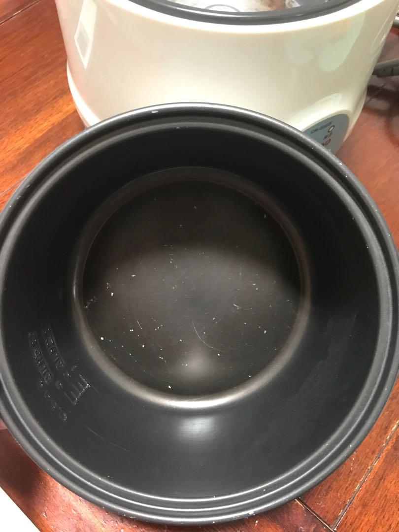 Cuckoo Rice cooker for 3 people, TV & Home Appliances, Kitchen