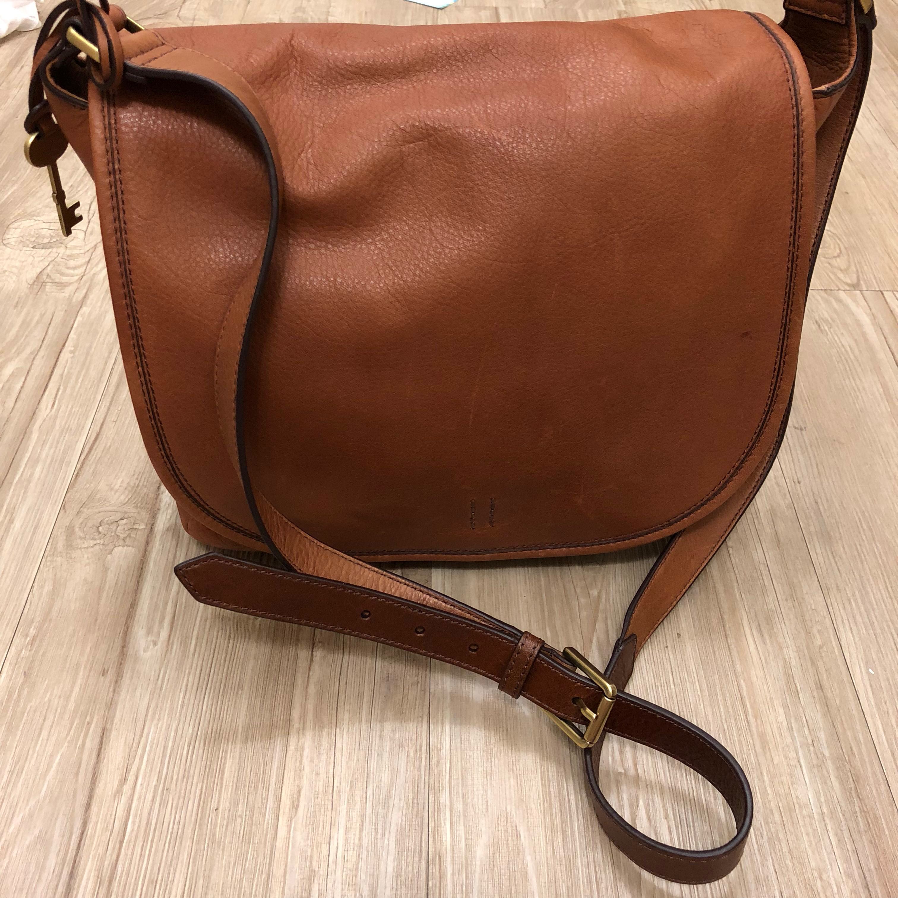 Fossil sling hotsell bag malaysia