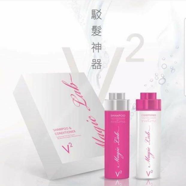 Magic Lab （分類：面部 - 面部護理）位於 Hong Kong。 由 pandaplace61 提交（商品編號 192514909，圖片 1）。簡介： $250 駁髮神器出V2啦㊗️，專業配方比之前速長3倍😱😱😱 客戶真心分享，老公用完，全家搶住用！ 真的又長又多頭髮😍😍😍，洗個頭就得， 一個月時間就長成咁，勁 駁髮神器 -洗完個頭髮就長"5倍"！ Magic Lab原來早已經被潮流女皇 莊思敏 於姊妹淘節目內介紹過～ 好厲害哦🤗🤗🤗 名人明星都愛用喔👍🏻👍🏻👍🏻 個個用完都話好有效！！連我髮少的地方都生好多😍😍，男女都可以用！ 花費10多年時間進行研發， 經十多年的科學研究發展，以其獨有的技術與純天然植物為基礎，因而有了專針對亞洲頭髮的増長系列。獨有的「加強胺基酸頭皮療法」，利用天然草本植物(含蘆薈、生物素、肌醇、山茶花、蛋白質)以及有機胺基酸、肌醇等成份，能迅速補充秀髮養分，並修護因過度染髮或燙髮所損壞的髮質。 美容博客用後大贊的駁發神器�