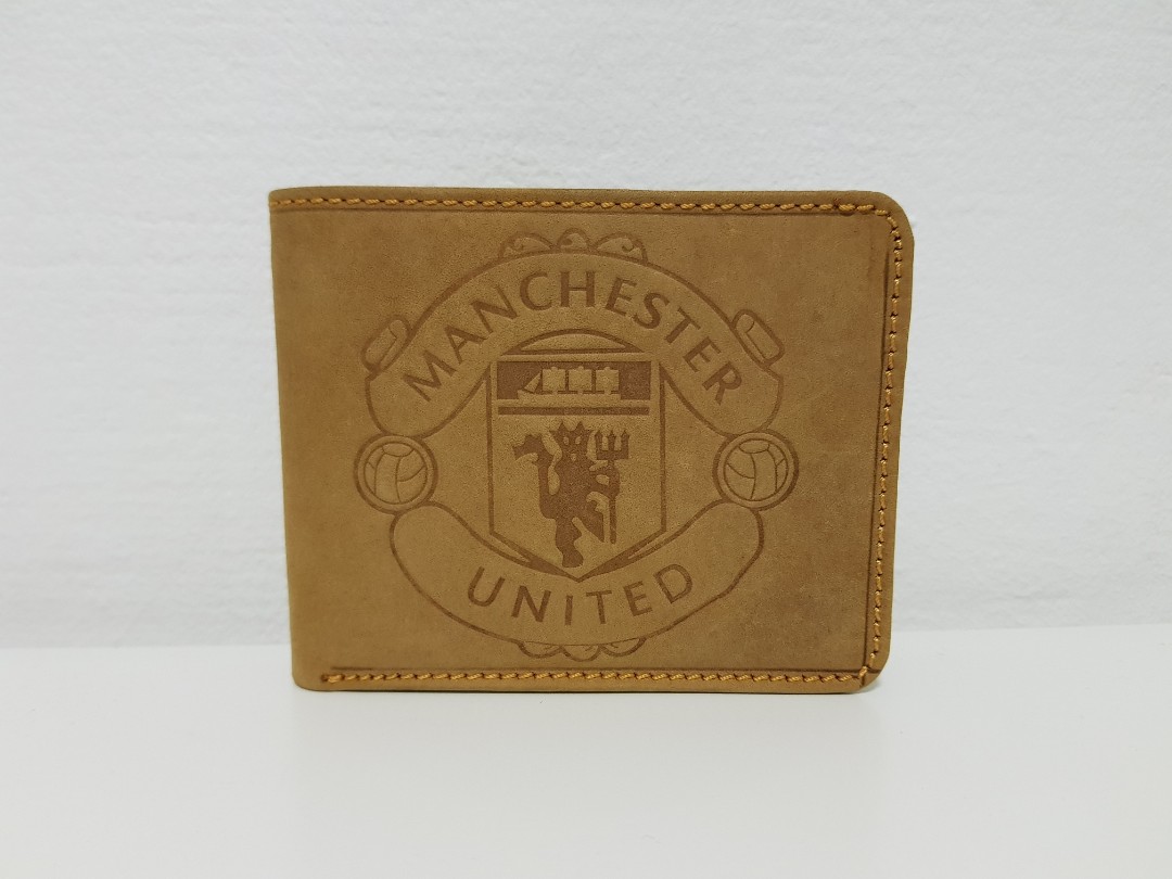 New Manchester United Leather Wallet Up For Sale Men S Fashion Watches Accessories Wallets Card Holders On Carousell