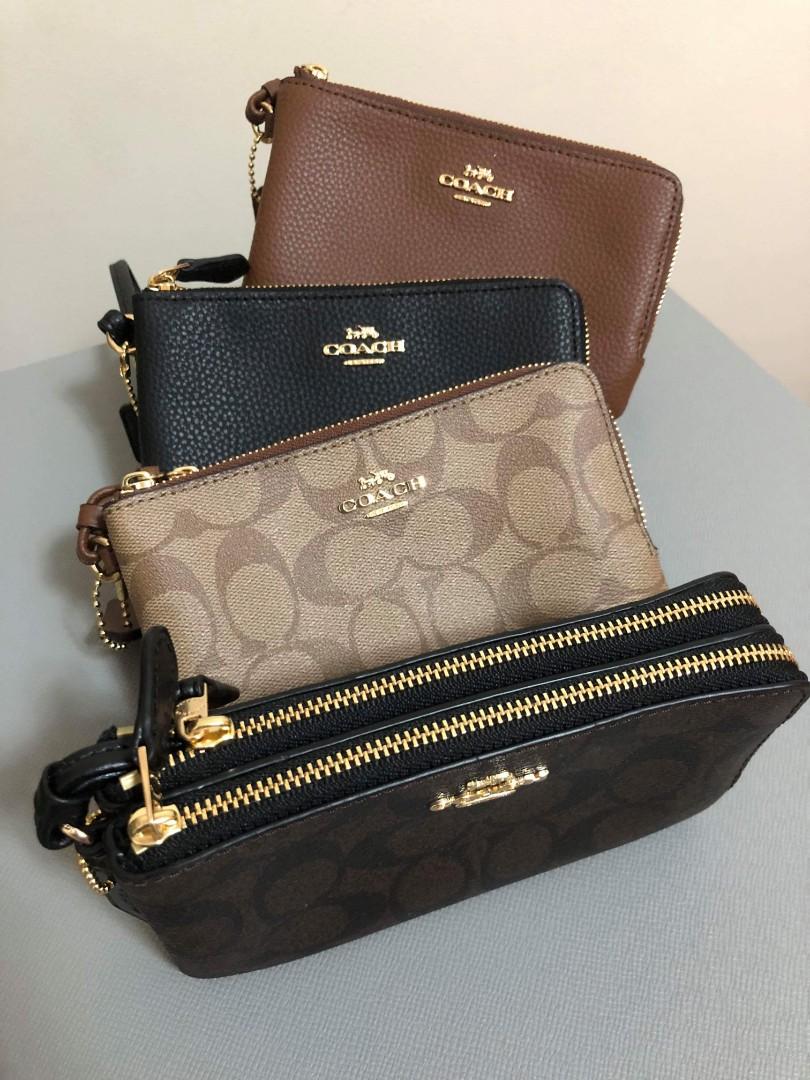 coach hand wrist purse