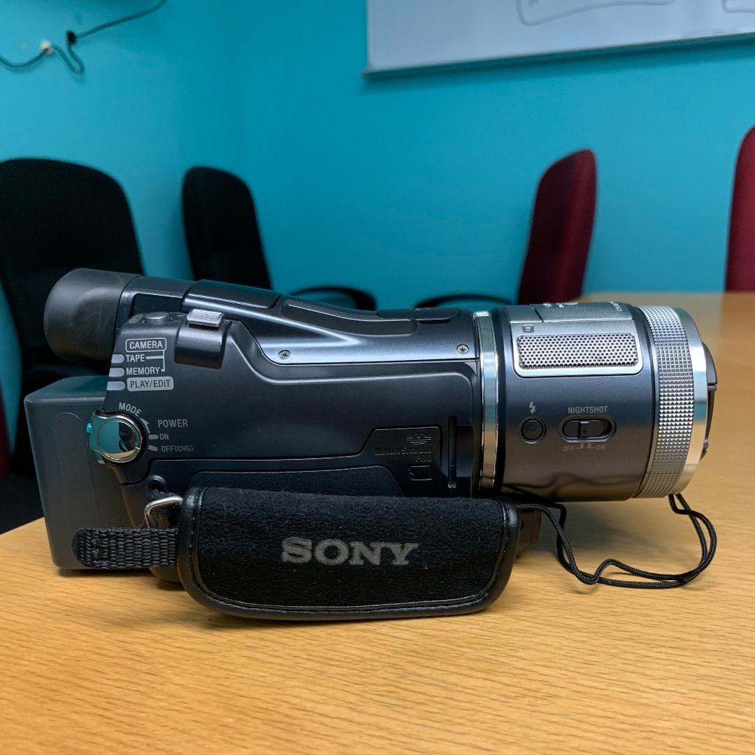 Sony HDV Handycam Digital HD Video Camera Recorder HDRHC1E PAL