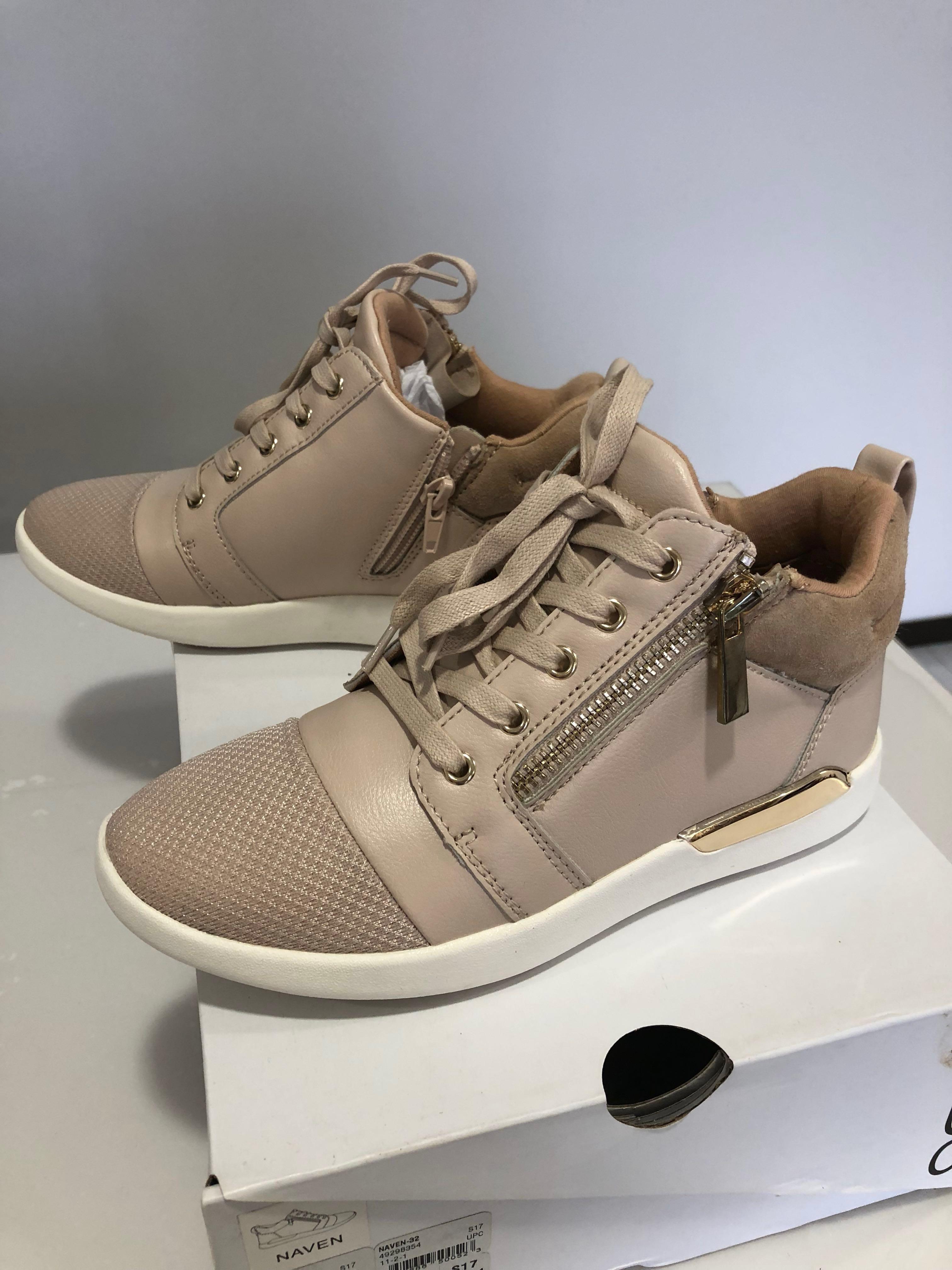 Aldo naven sale