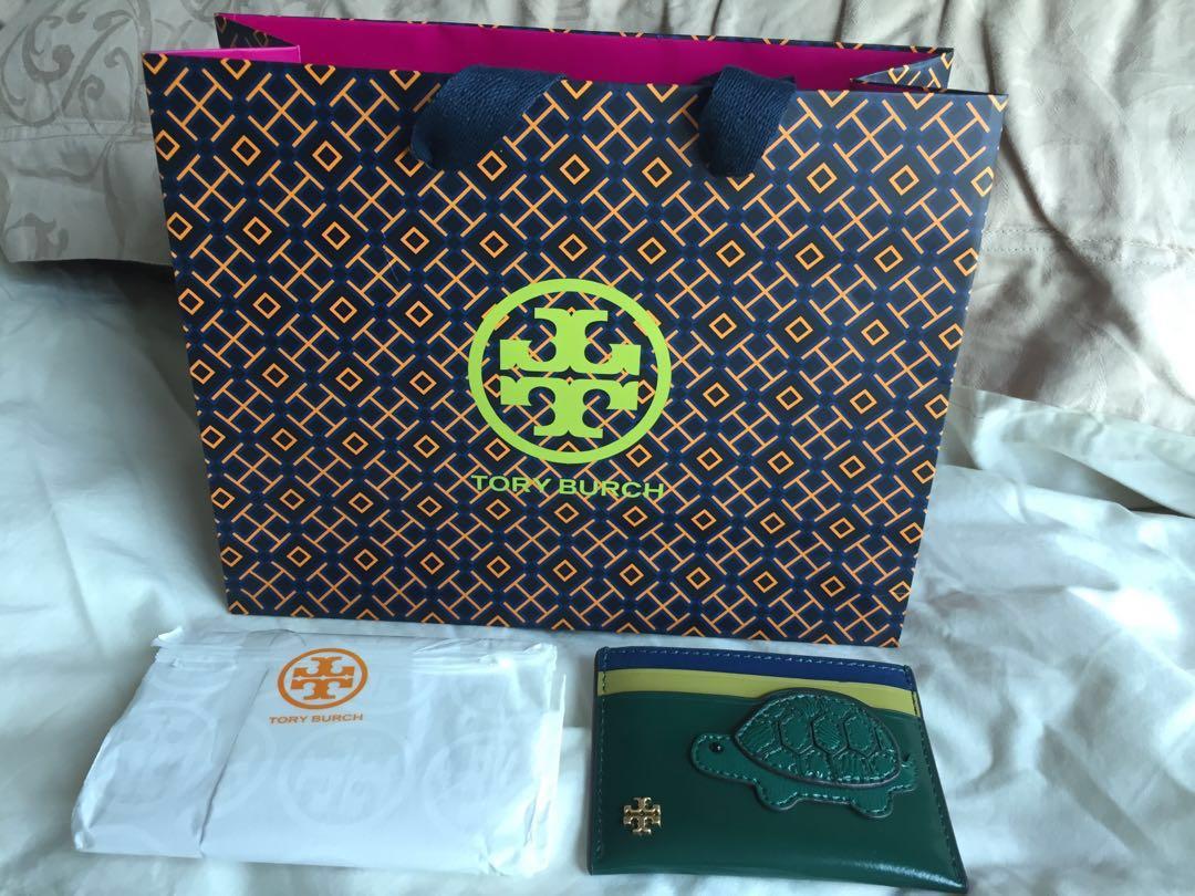 tory burch turtle wallet