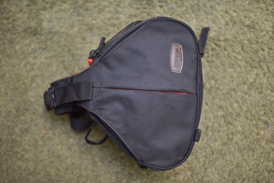 caden sling camera bag