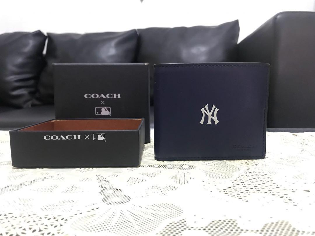 Yankees coach wallet cheap