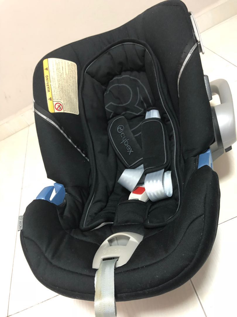 how to put cybex car seat in without base