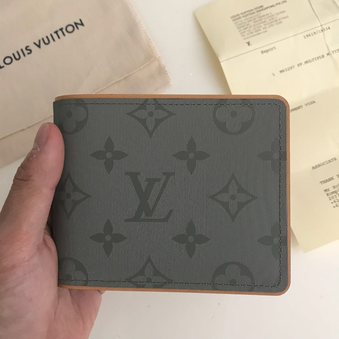 Louis Vuitton Monogram Titanium Multiple Wallet, Fesyen Pria, Tas & Dompet  , Dompet di Carousell