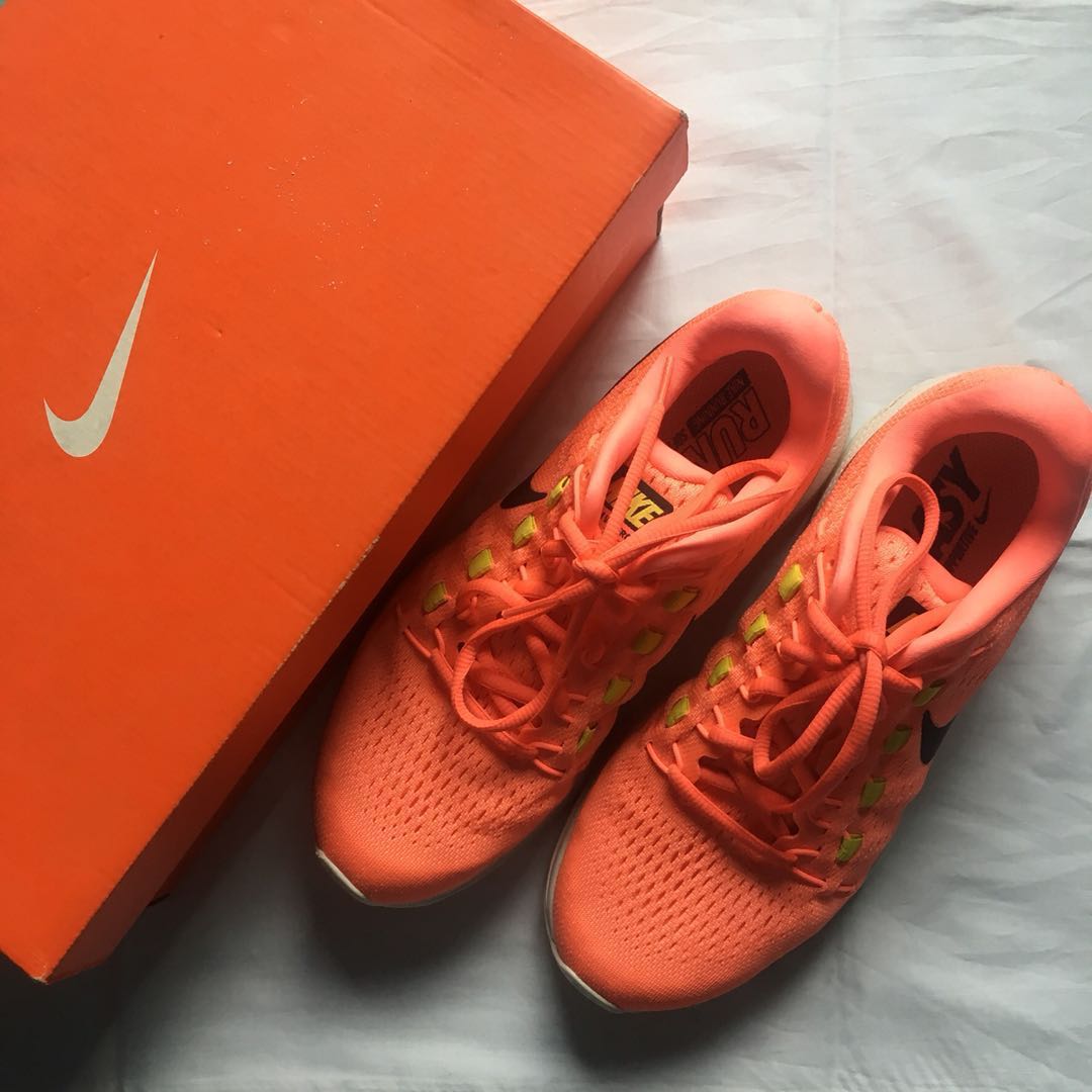 Nike vomero 12 shop orange