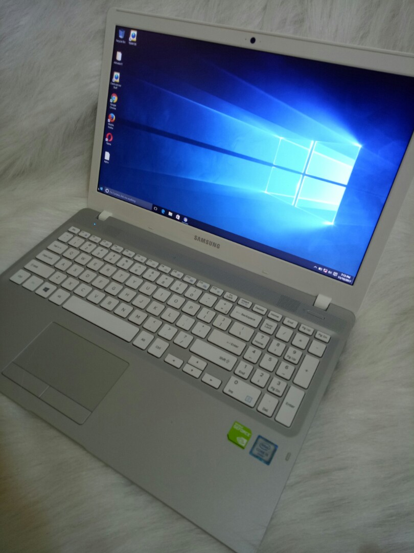 Samsung Gaming Laptop 15 Inch Core I5 6th Gen 8gb Ram 256gb Ssd Nvidia 940mx Electronics Computers On Carousell