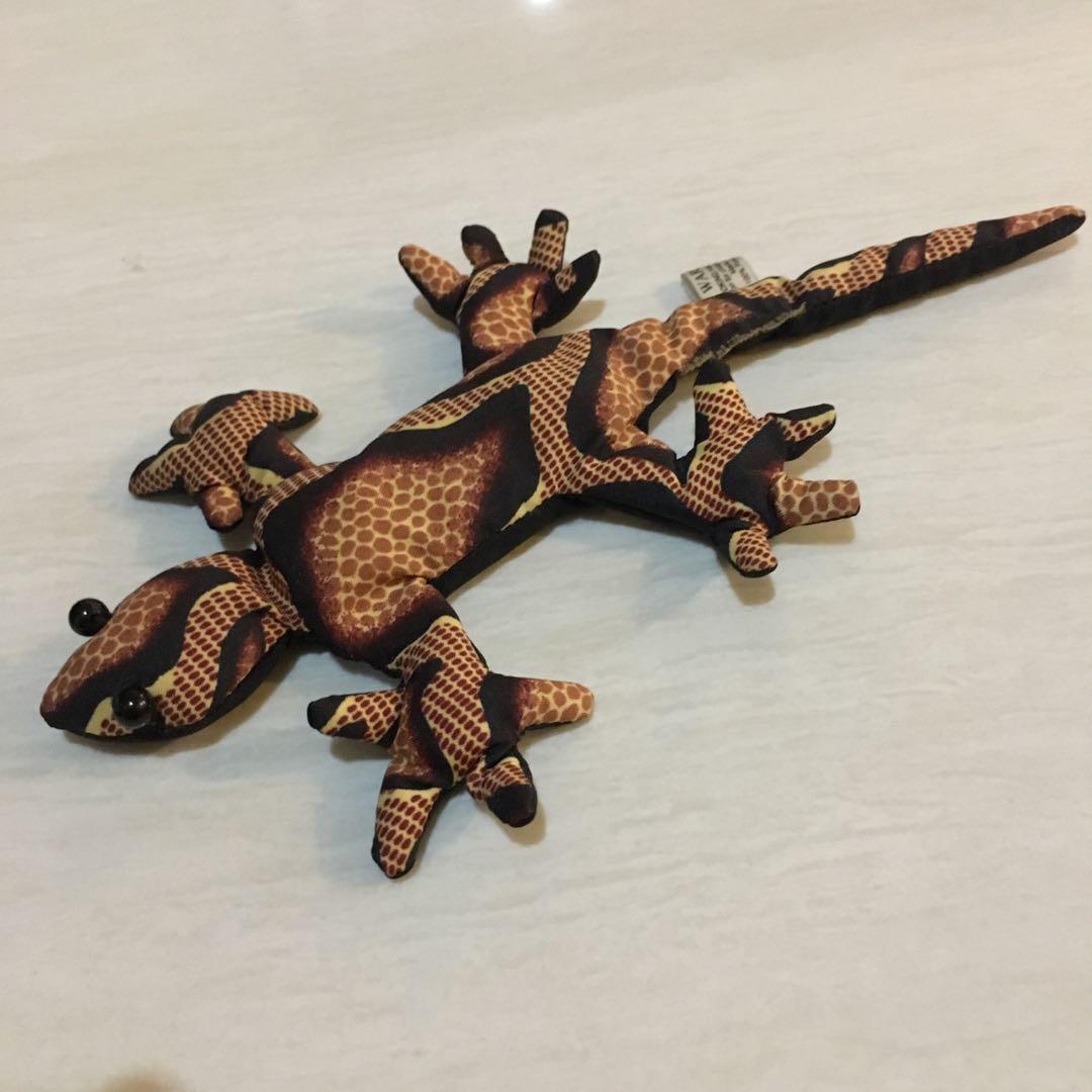 SAND STUFFED TOY Gecko Lizard (Category: Plushies & Soft Toys) located in Quezon City. Submitted by mystorageroom (Listing ID 193442980, Image 2). Description: New ✅ 6in long ✅ Made in Thailand ✅ 100% Polyester bean bag ✅ .