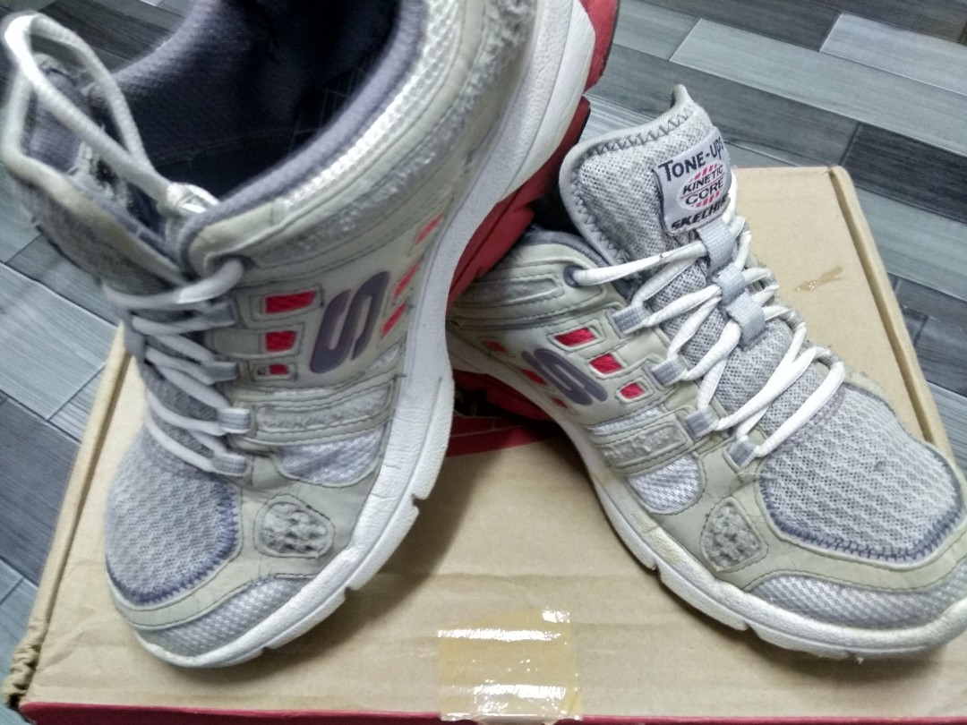 skechers kinetic core