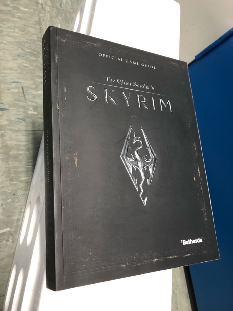 Skyrim Official Guide 英文官方攻略本上古卷軸天際 遊戲機 遊戲機裝飾配件 Carousell Skyrim Official Guide 英文官方攻略本上古卷軸天際 遊戲機 遊戲機裝飾配件 Carousell
