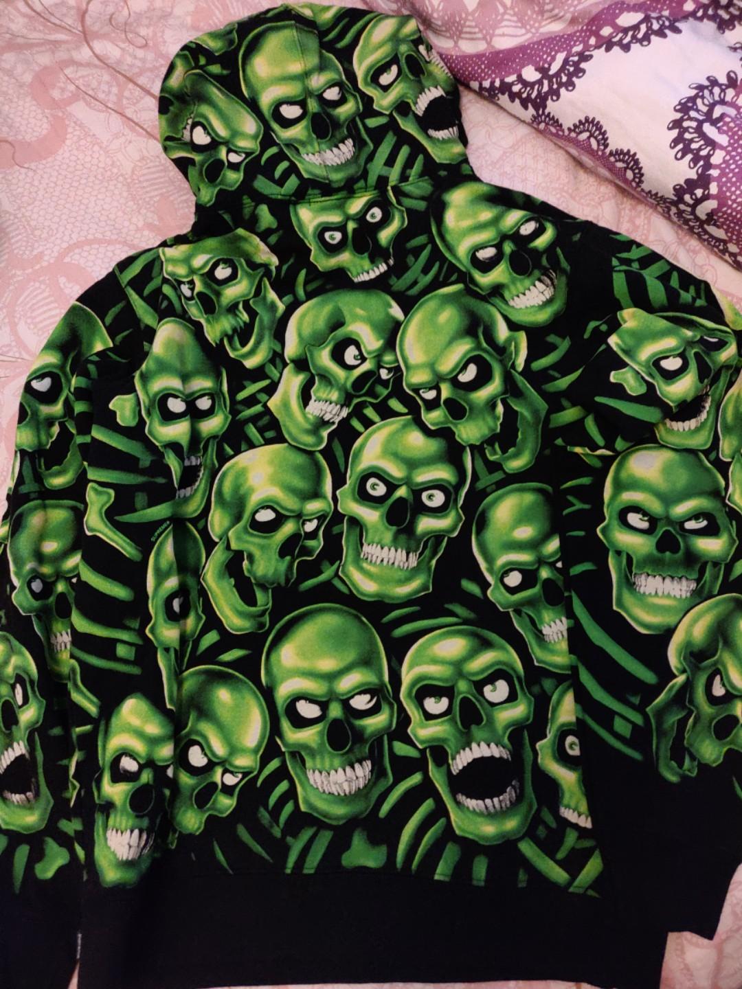 Supreme skull pile hoodie, 女裝, 上衣, T-shirt Carousell