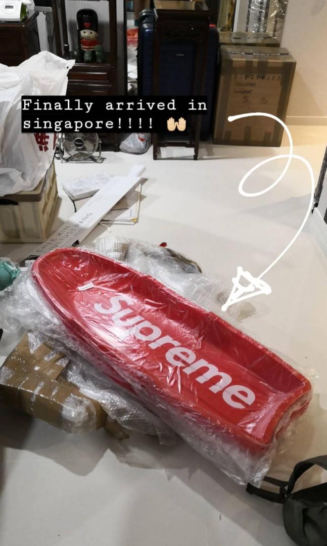 Supreme snow sled hotsell