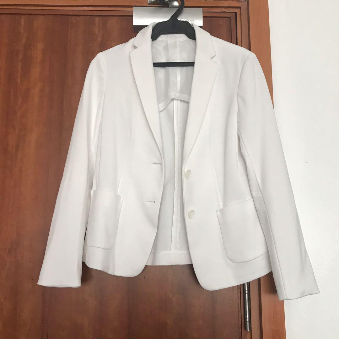 UNIQLO Off-white Blazer, Women's Fashion, Coats, Jackets and Outerwear ...