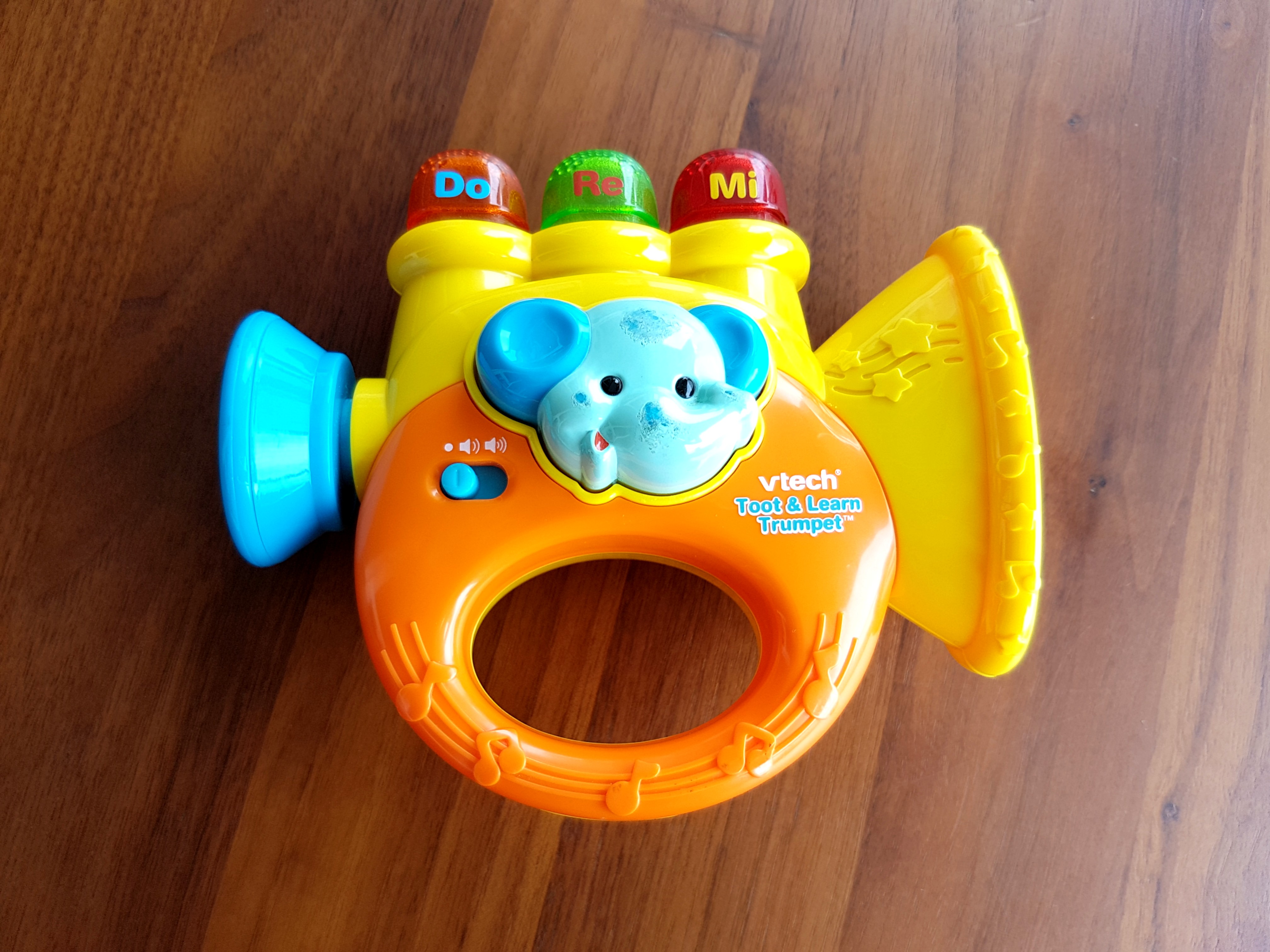 Vtech Toot & Learn Trumpet, Babies & Kids, Infant Playtime on Carousell