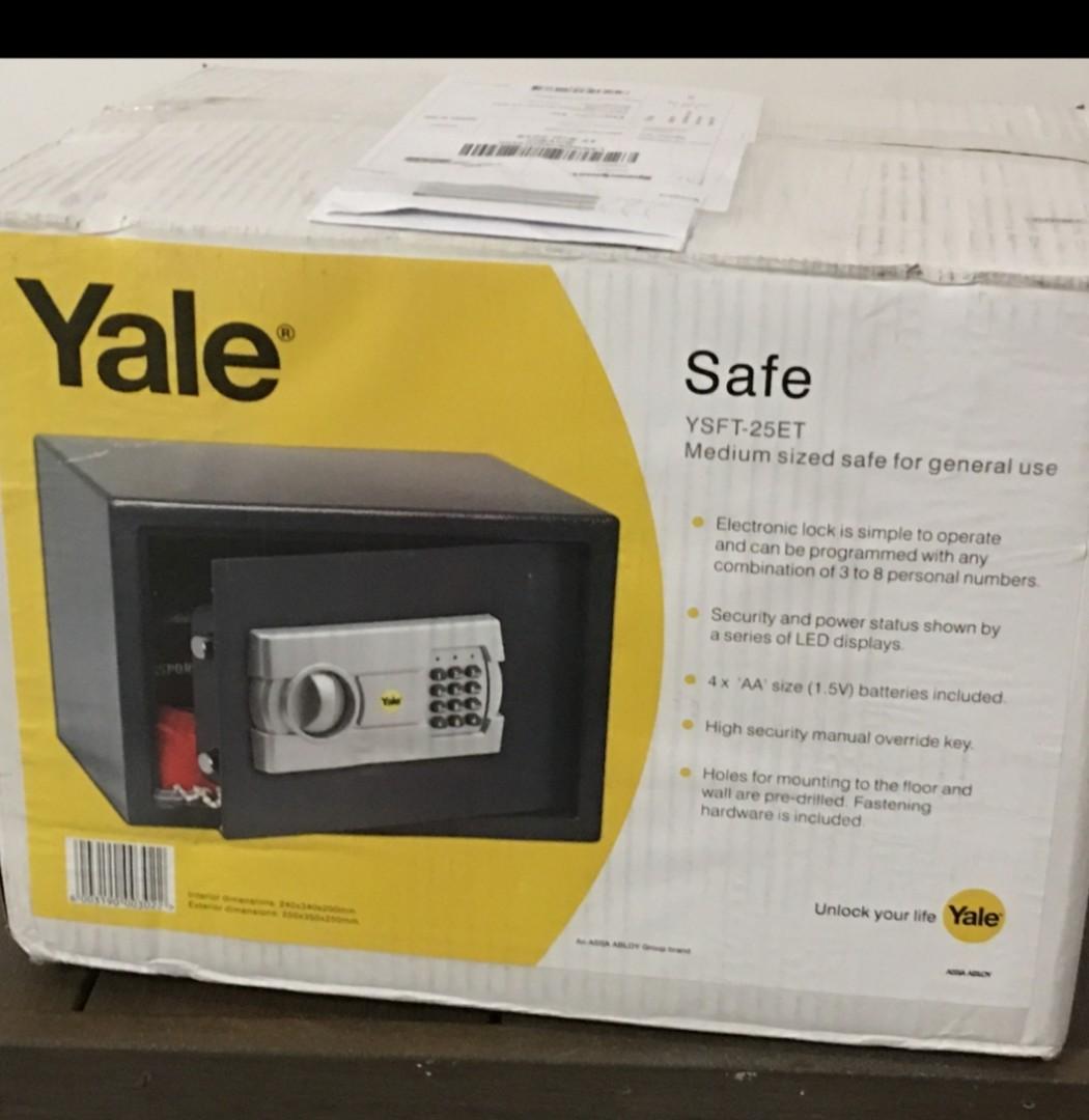 YALE Safe Box, Furniture & Home Living, Home Improvement & Organisation