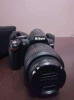 SLR Nikon D3000 With Charger and Camera Bag