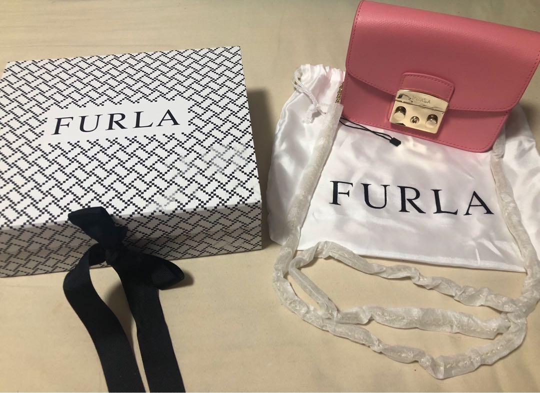 Furla shop metropolis authentic