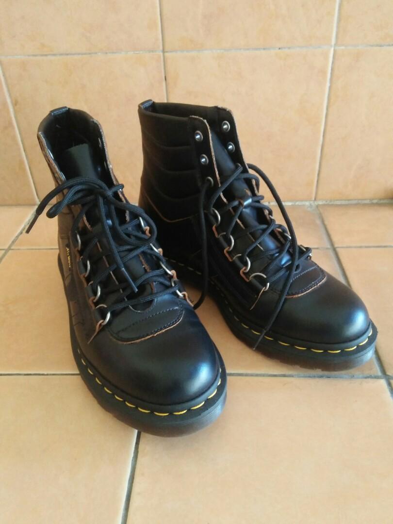 dr martens kamin