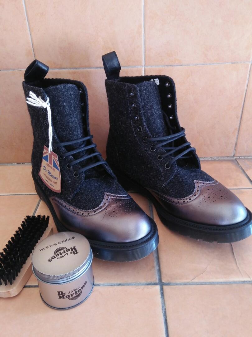 Harris tweed doc online martens