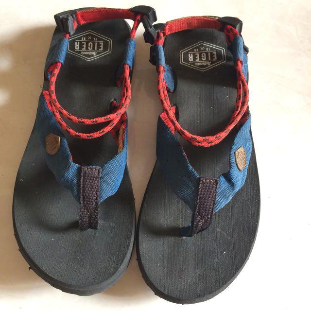 Eiger Sandal Gunung Size 41 Fesyen Pria Sepatu Sandal Di Carousell