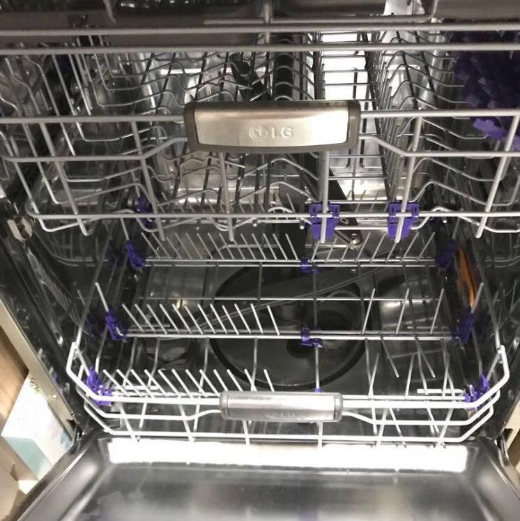 LG Dishwasher Cleaning The Filters