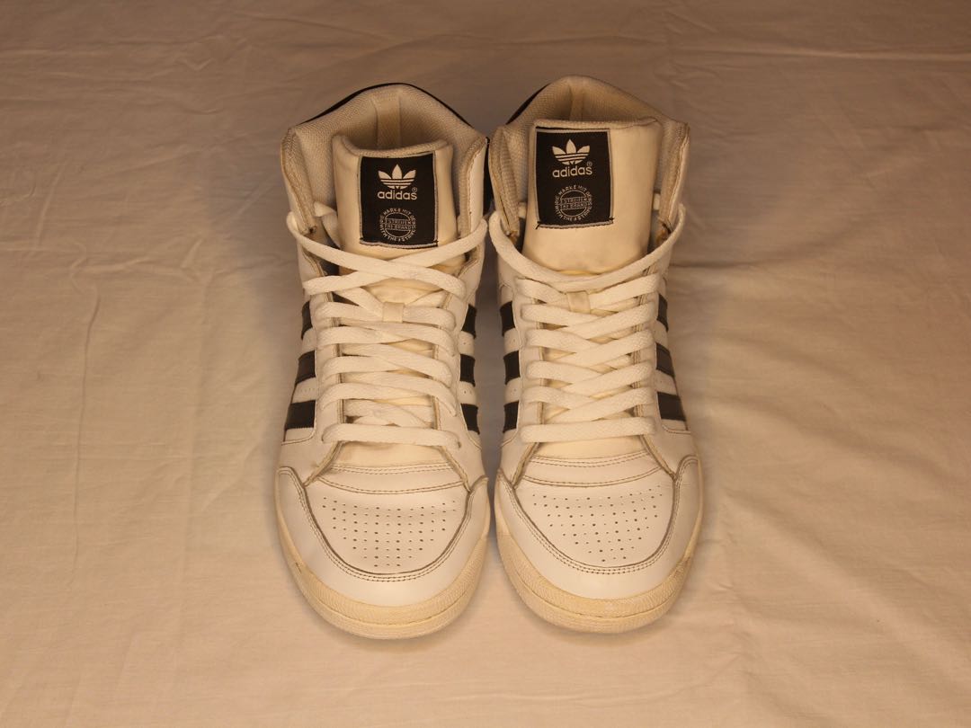 old school adidas high top shoes