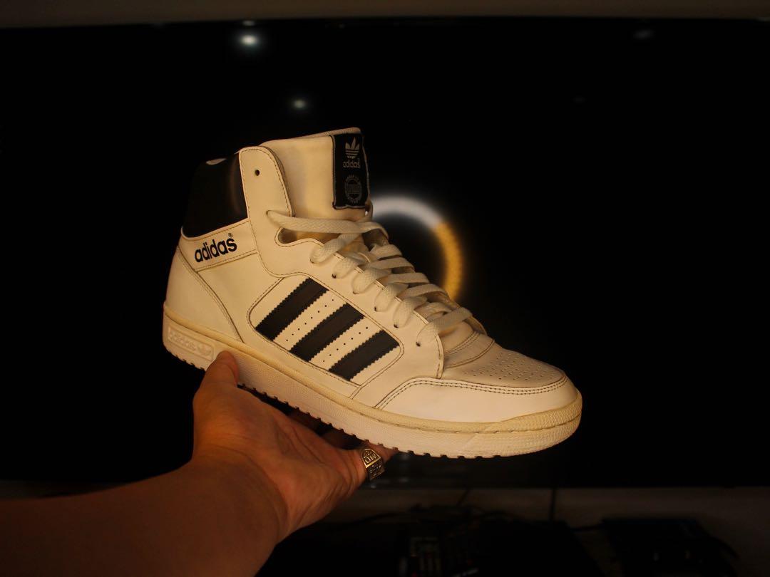 old school adidas high top shoes