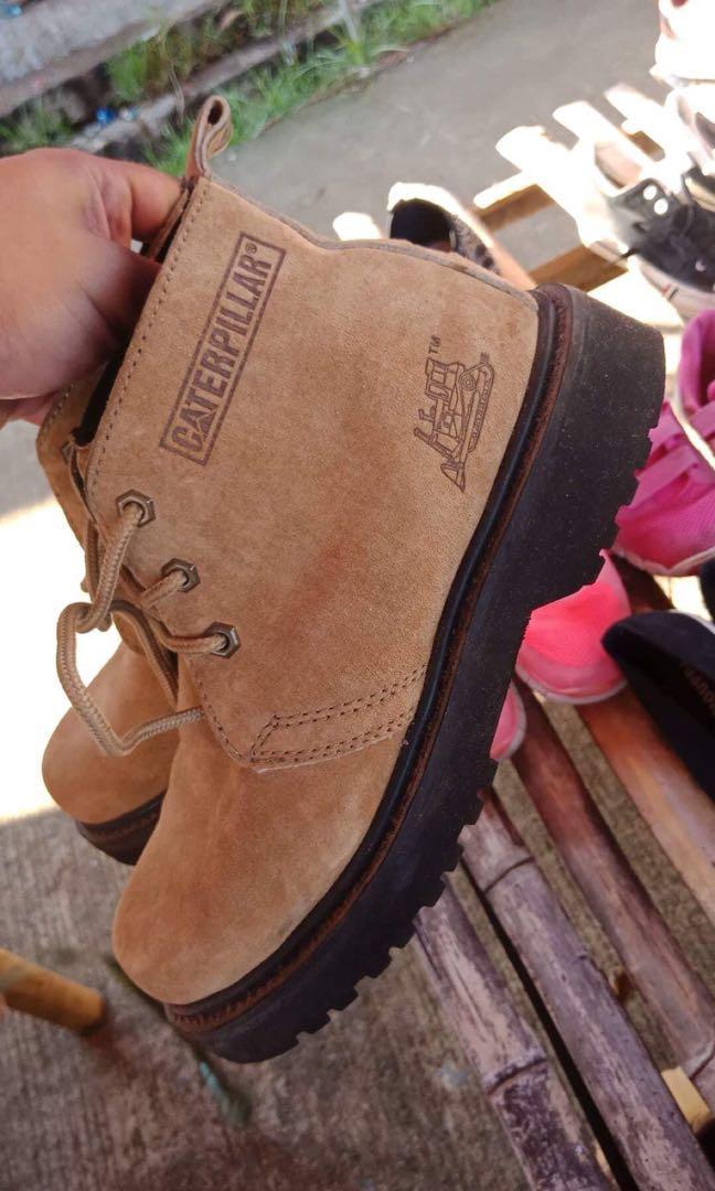 Caterpillar hotsell shoes original