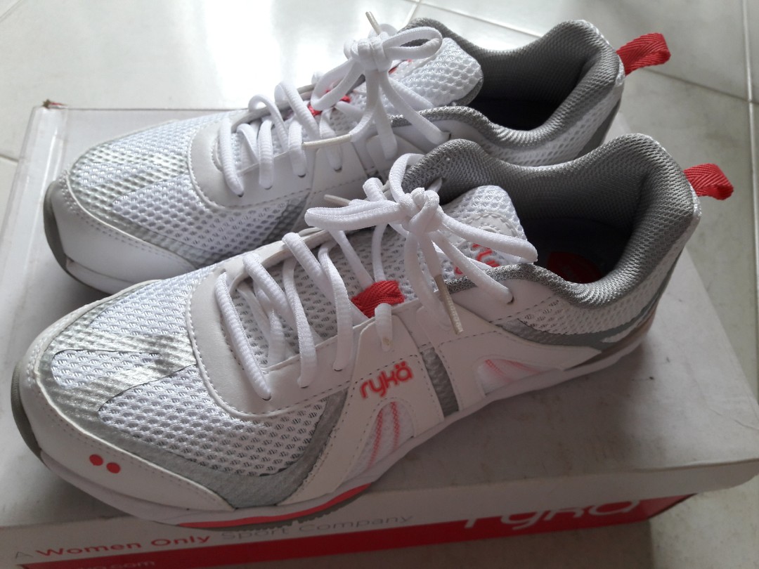 ryka fitness shoes