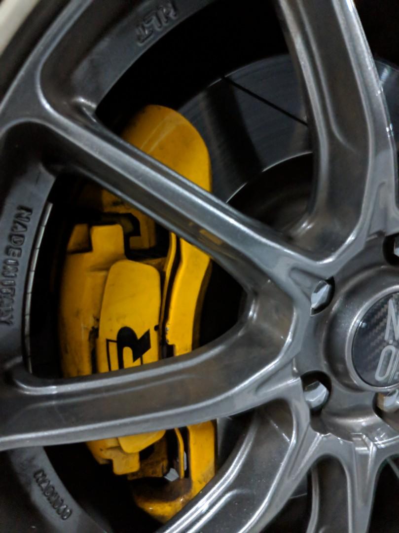WTS Golf R Brake Kit with Brembo Slotted Rotors & almost new EBC Yellow