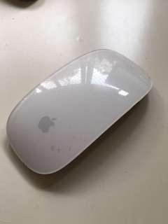 Apple Magic Mouse 滑鼠